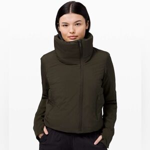 Pristine condition lululemon sleek city jacket dark olive size 4 runs small